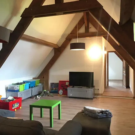 Le Clos Bleu * بوزفيل