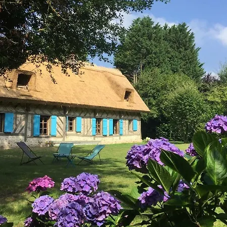 Le Clos Bleu * بوزفيل